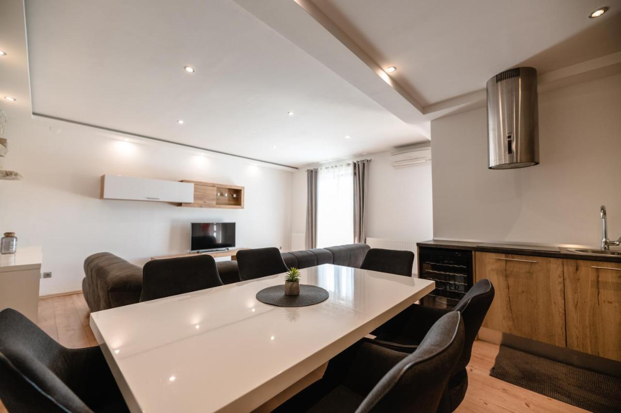 Apartments M Kozino Luaran gambar